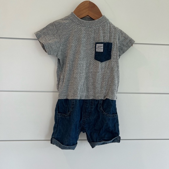 Life And Legend One-Piece Short Romper Baby Boy 6-9 Months - Picture 1 of 7